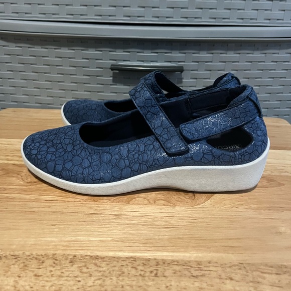 Arcopedico Shoes - Arcopedico Liho Blue L51 Maryjane women’s size 40 US 9